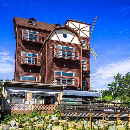 Tulip Pension 統営市 エクステリア 写真